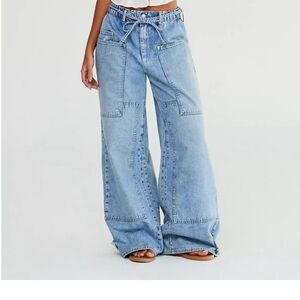Free People We The Free Curvy Outlaw Wide Leg Jeans-Size Medium